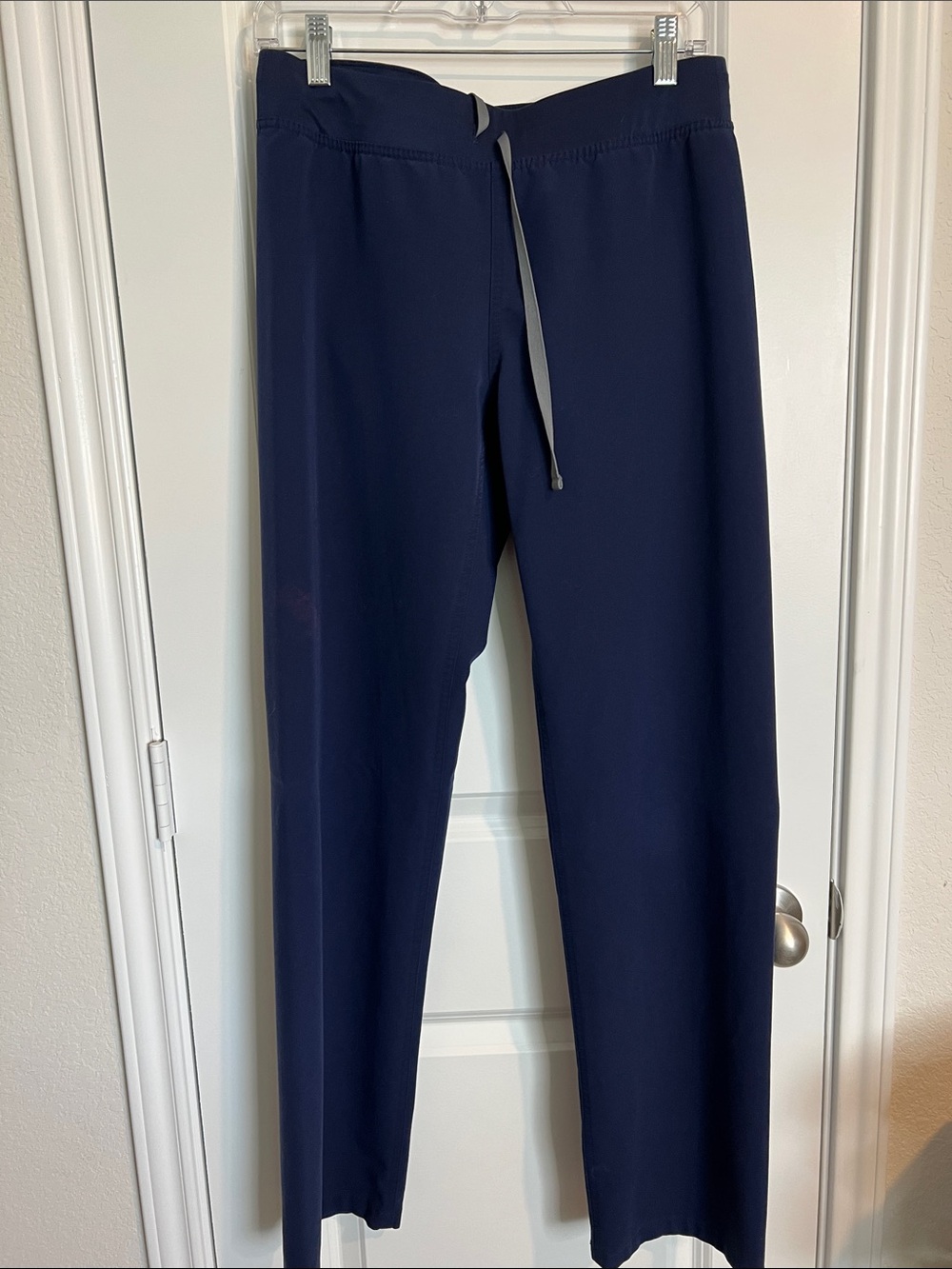 Bundle of Figs Navy Blue Short-Sleeve Medical Scrubs *Read Description* - Picture 14 of 15